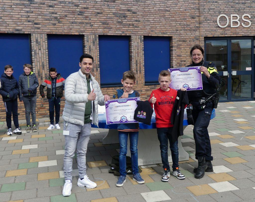 huldiging Henk en Jasper HackShield