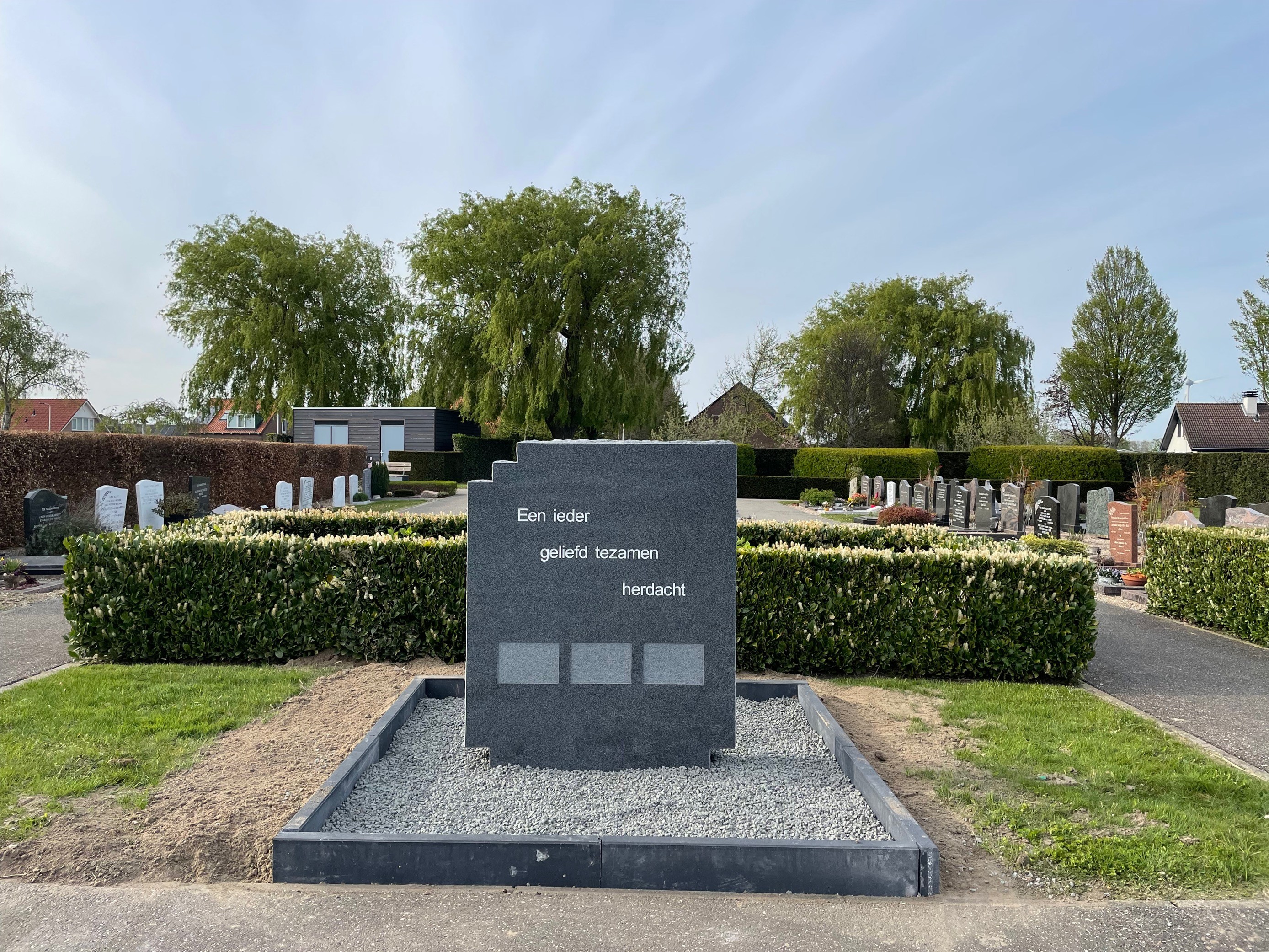 Centrale gedenkmonumenten geplaatst