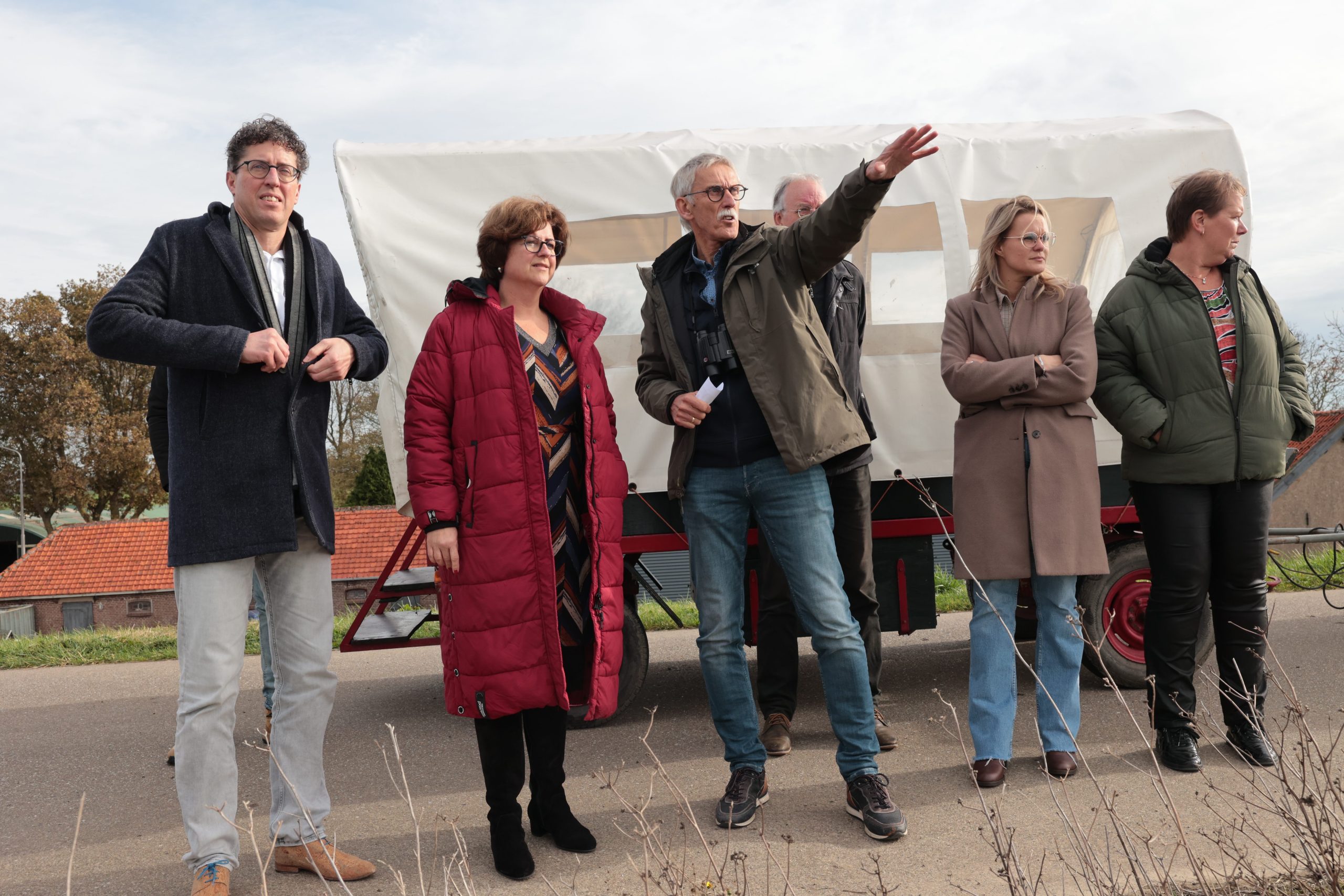 Burgemeester Marian Witte op dorpsbezoek in Goudswaard