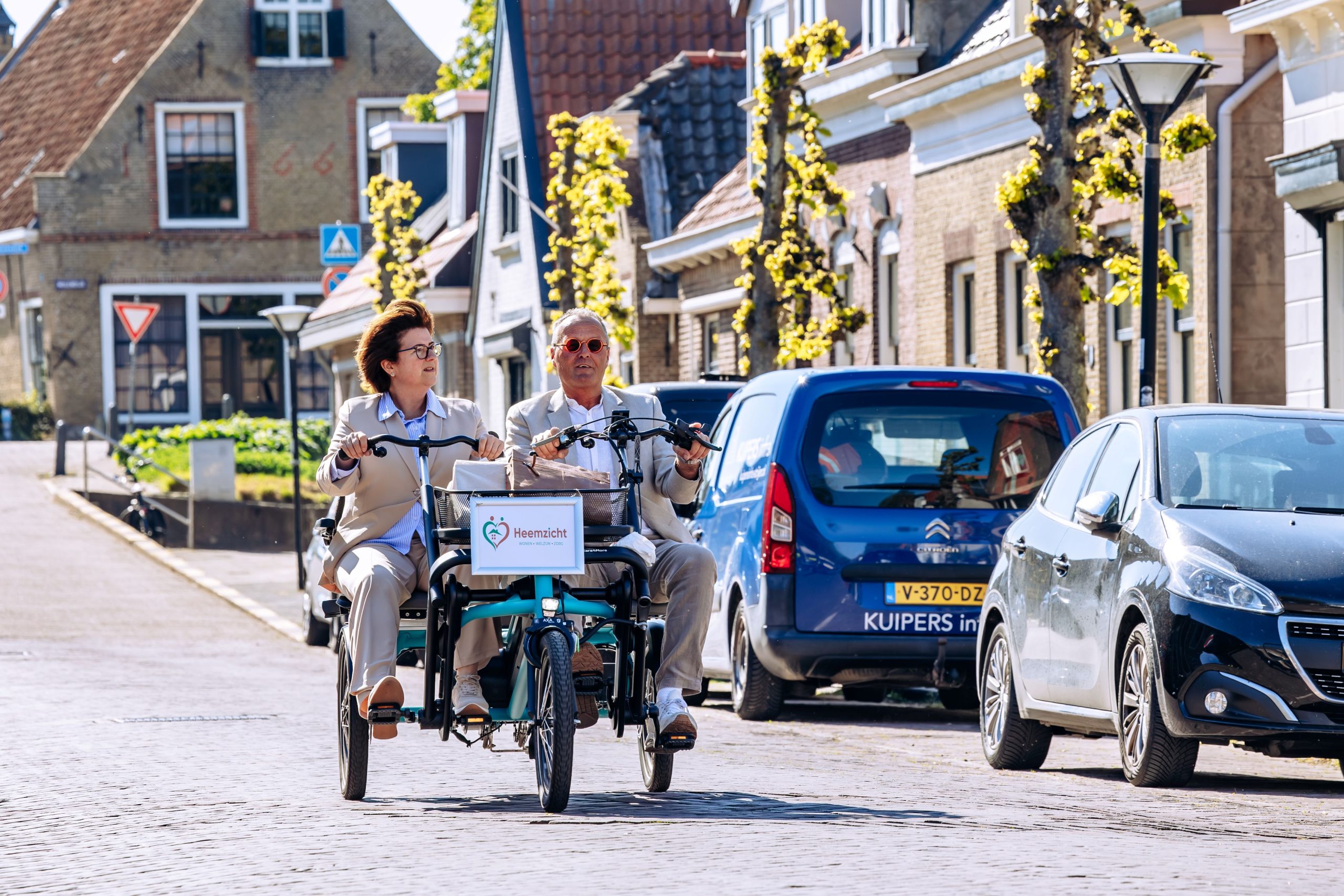 Burgemeester Marian Witte op dorpsbezoek in Piershil